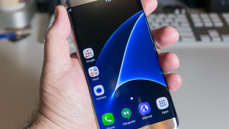 Samsung Galaxy si update-urile lunare